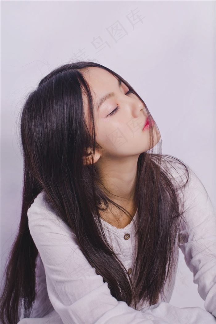 91大神约战两个极品魔鬼身材