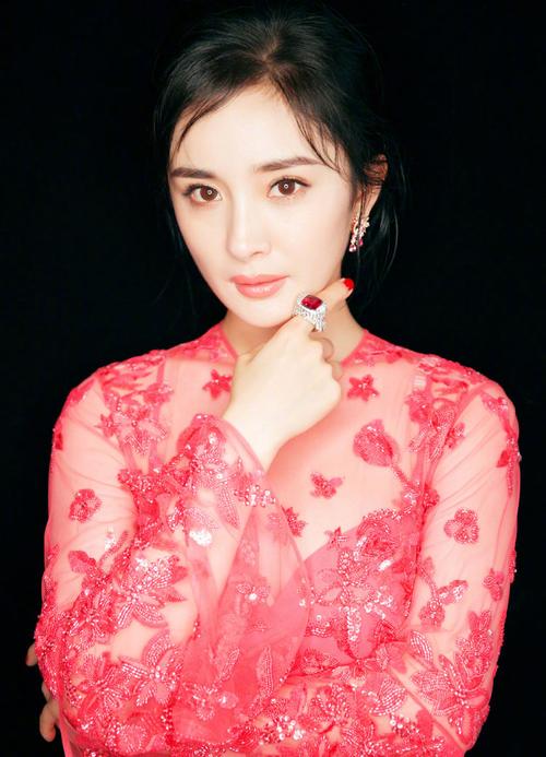 美女爆乳裸体洗澡无遮挡